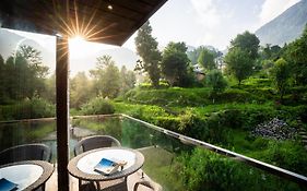 Alt Life Luxe - Himalayan Crown - Upper Bhagsu Mcleodganj